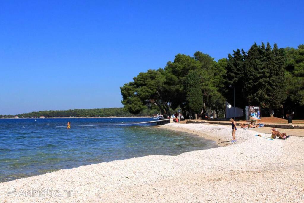 Apartment Vesna For 2, Free Parking And Wi-Fi Pula Dış mekan fotoğraf